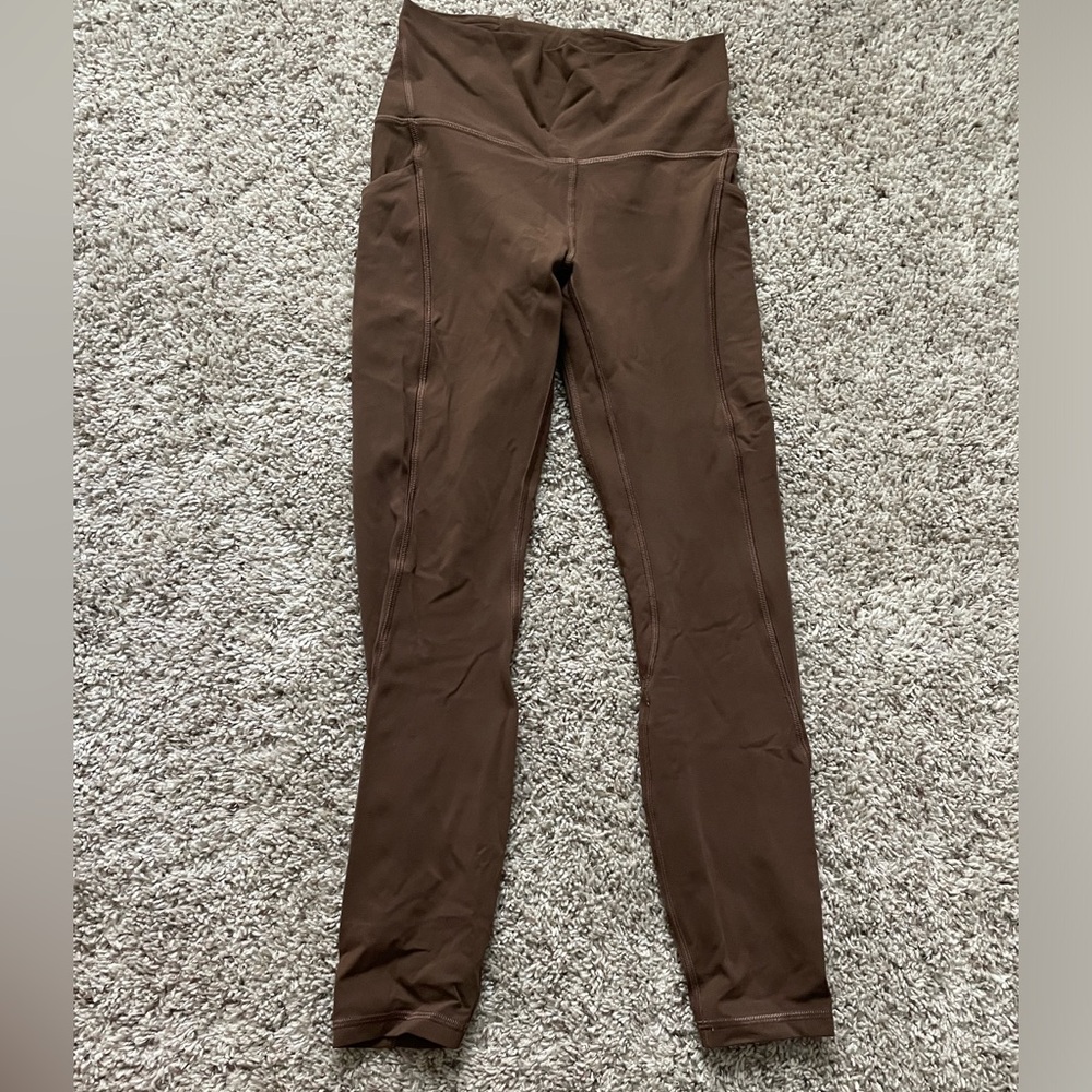 Excellent condition! Lululemon align 23” brown leggings with pockets, size 6!